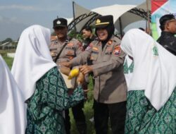 Polres Pasuruan Gelar Jumat Curhat, Bahas Kamtibmas Hingga Gerakan Minum Susu Bagi Anak – anak