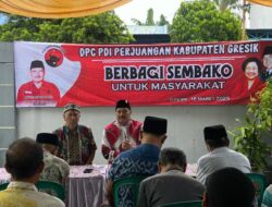 Berbagi Kebahagiaan di Bulan Ramadhan, DPC PDI Perjuangan Gresik Bagikan Sembako untuk Masyarakat