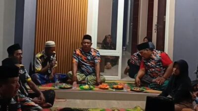 LSM GMBI Distrik Gresik Bagikan Santunan Anak Yatim dan Dhuafa