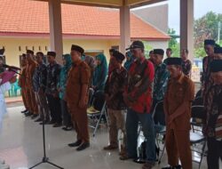 Kades Bagus Dwi Sunaryo Lantik Jabatan Kasi Pelayanan Desa Ngampel
