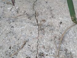 Rabat Beton di Bronjong Rusak, Masyarakat Merasa Dirugikan