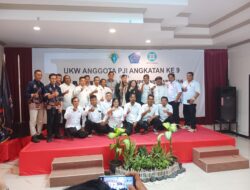 Bupati Indramayu Lucky Hakim resmikan UKW Anggota PJI ke-9