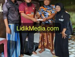LSM GMBI Distrik Gresik Beri Santunan Anak Yatim dan Dhuafa di Dusun Ploso
