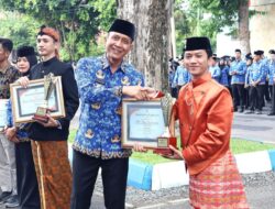 Pemkab Bojonegoro Serahkan Piagam Penghargaan kepada Pemuda Pelopor Tahun 2025