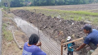 Proyek TPT di Balen Bojonegoro Diduga Tak Transparan dan Abaikan Keselamatan Kerja