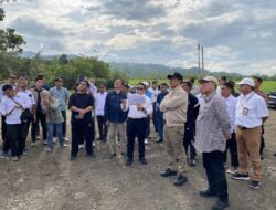 Mentan Amran Dorong Hilirisasi Ayam Terintegrasi untuk Perkuat Ekonomi Bone