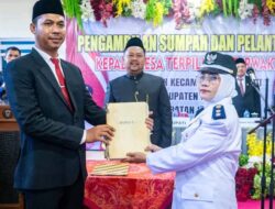 Lantik Kades Antar Waktu Desa Laban, Bupati Yani Dorong Percepatan Infrastruktur dan Konektivitas Wilayah