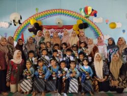 KB Al Ikhlas Balongmojo Gelar Happy Graduation, Lepas Siswa dengan Penuh Keceriaan dan Harapan