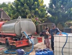 Hadapi Musim Kemarau, Pemkab Bojonegoro Intensifkan Distribusi Air Bersih